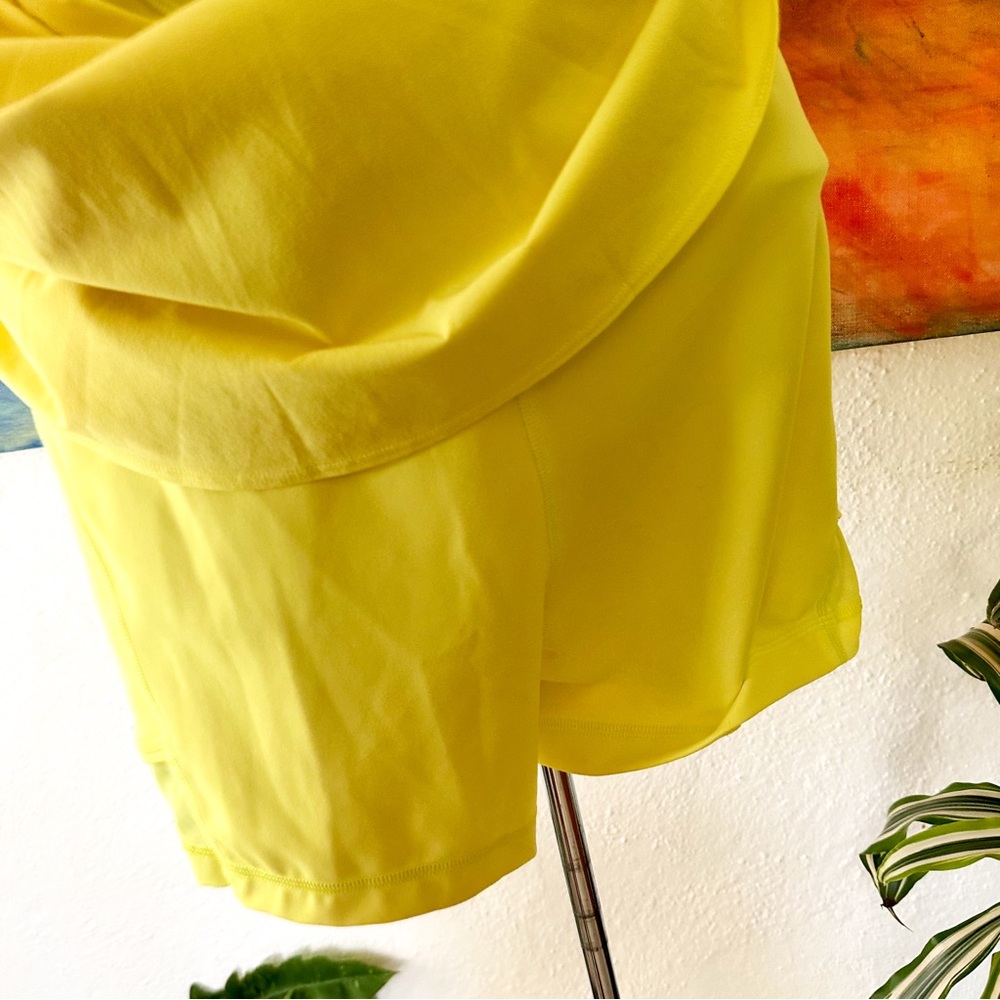 Lululemon Womens Court Crush Athletic Dress in Electric Lemon, sz 8 - Picture 11 of 12